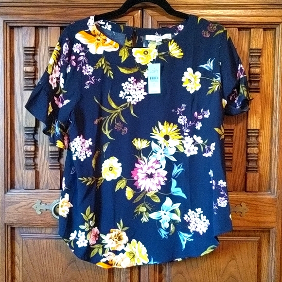 LOFT Tops - Loft Floral Blouse